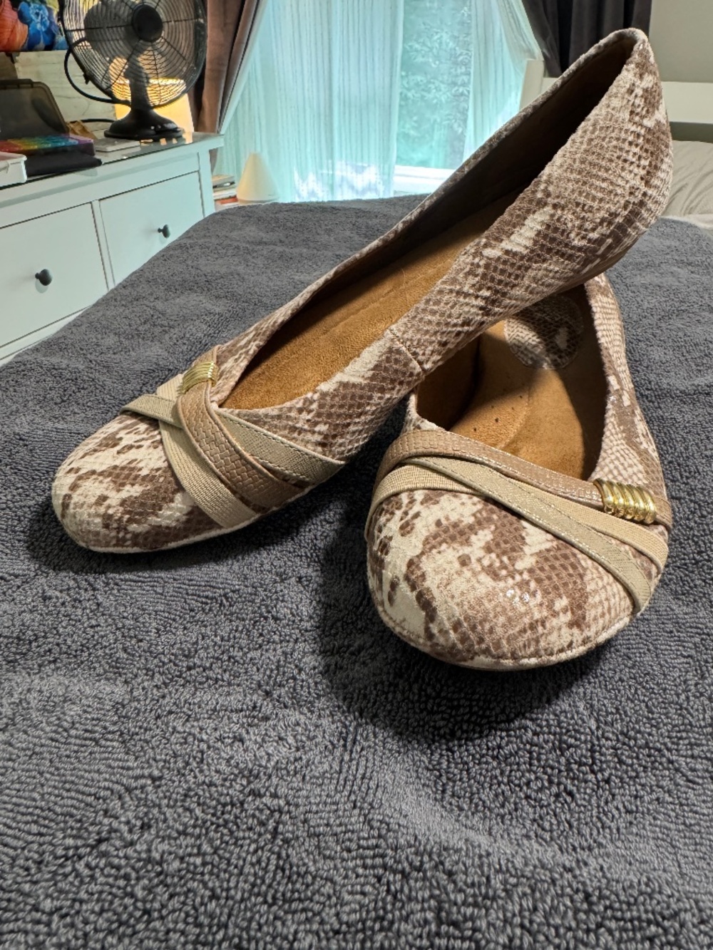 Eurosoft by softt Shainna like new flats 8.5